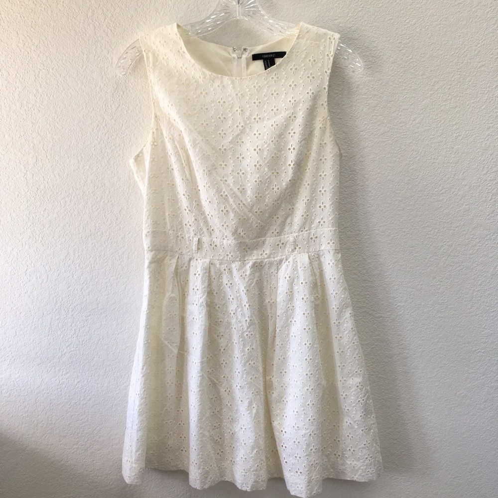 FOREVER 21 Off-white Floral Cutout Dress